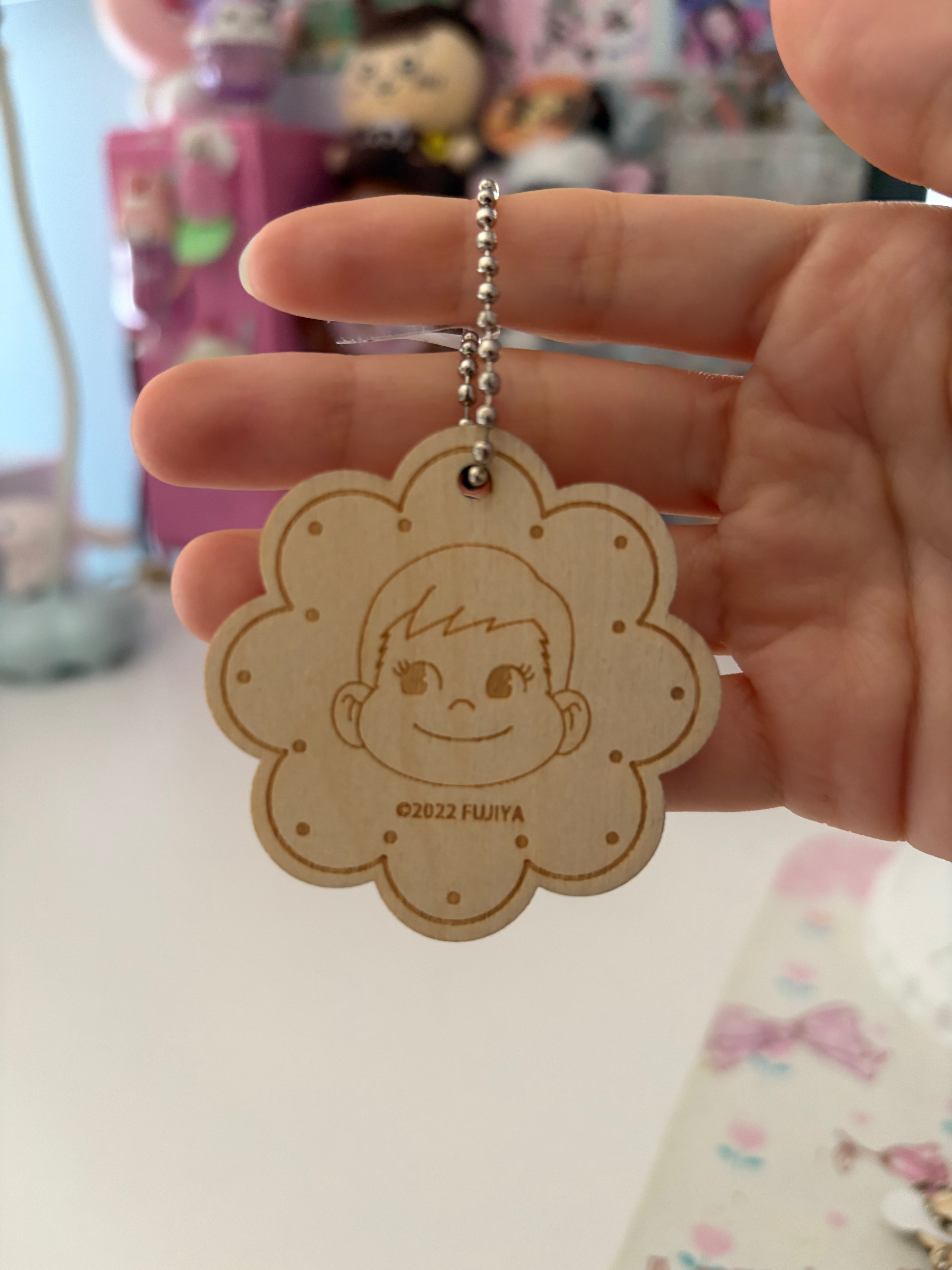 Gashapon - Peko Chan Biscuit Wooden Keychain