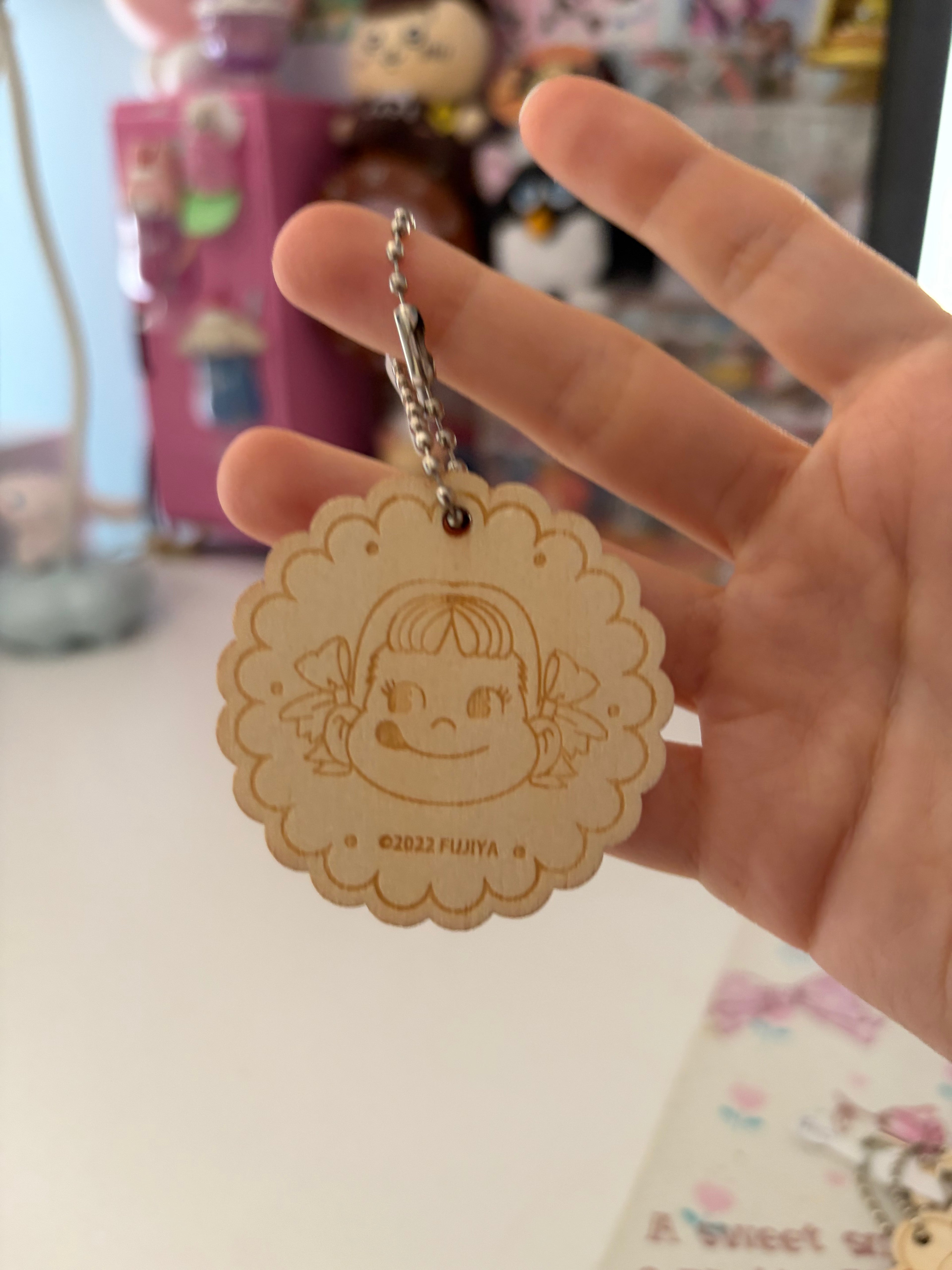 Gashapon - Peko Chan Biscuit Wooden Keychain